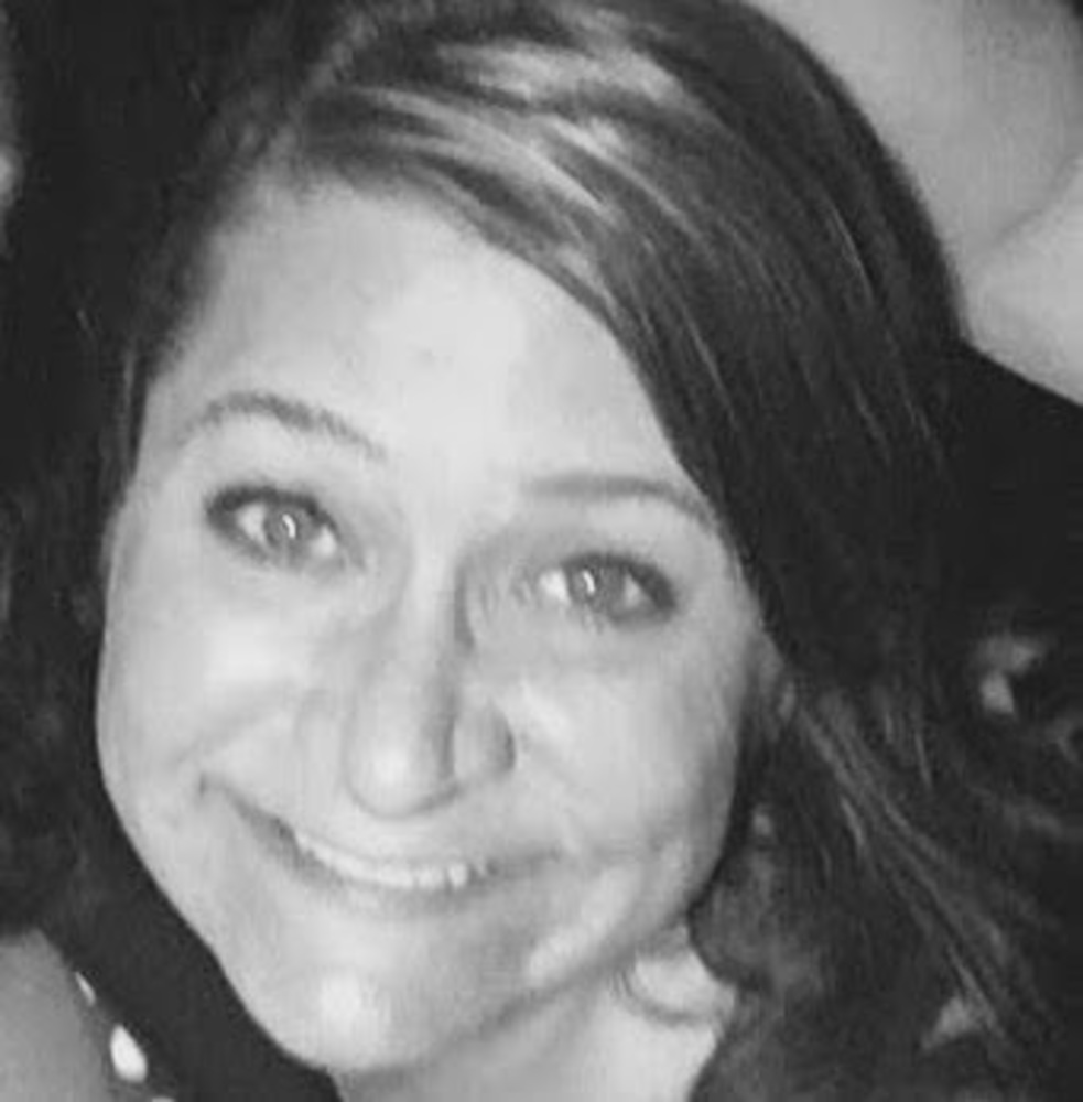 Meet your Posher, Dena
